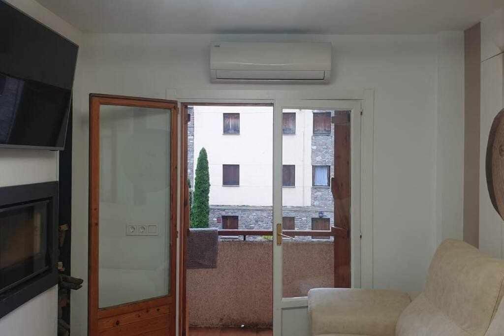 Acogedor Apartamento En El Pirineo Aragones Villanúa Esterno foto